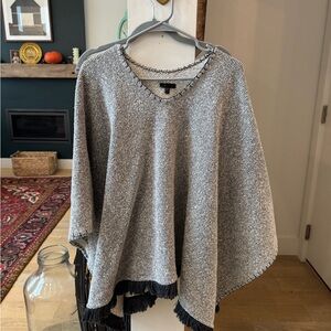 ATM Anthony Thomas Melillo Black and White V-Neck Poncho